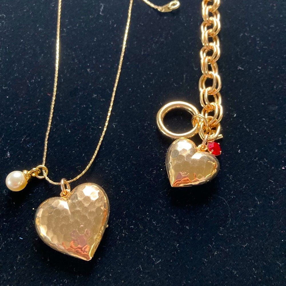 Rose Gold Heart Necklace & Bracelet Set White glass Pearl Ruby & Gold M details